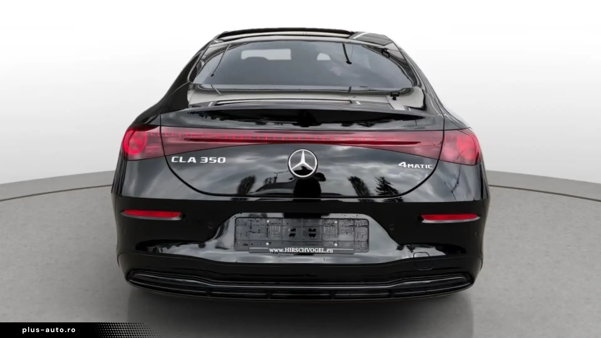 Mercedes-Benz CLA 350 4M