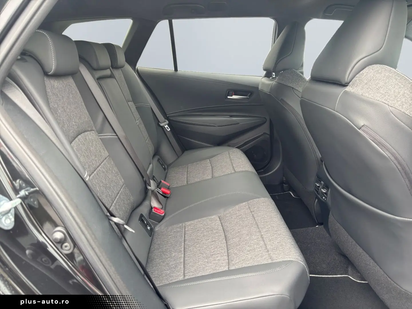 TOYOTA Corolla 1.8 Hybrid TS Teamp  LED el Heck CAM AHK