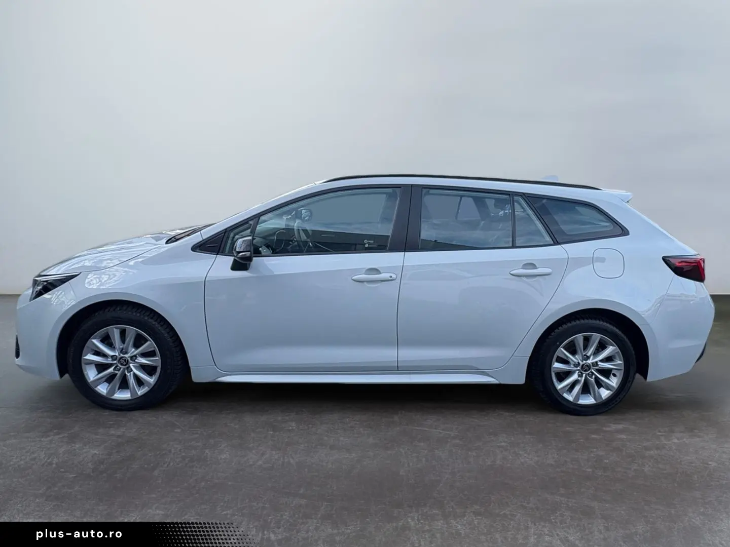 TOYOTA Corolla 1.8 Hybrid Touring Business  LED Klima S