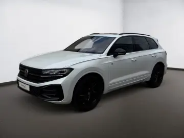 VW Touareg 3.0 TDI R-Line 4M PANO AHK STAHZG LUFT