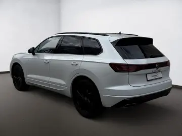 VW Touareg 3.0 TDI R-Line 4M PANO AHK STAHZG LUFT