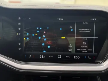 VW Touareg 3.0 TDI R-Line 4M PANO AHK STAHZG LUFT