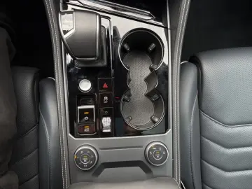 VW Touareg 3.0 TDI R-Line 4M PANO AHK STAHZG LUFT