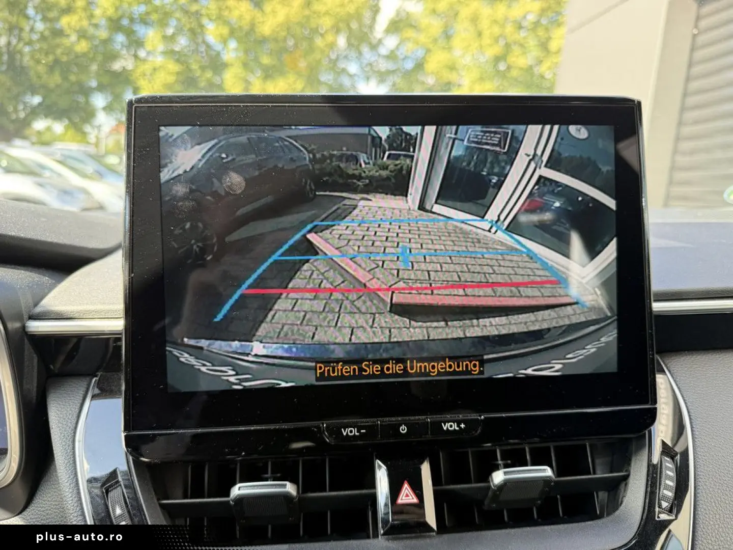 TOYOTA Corolla Touring Sports 2.0 Hybrid Business Editi