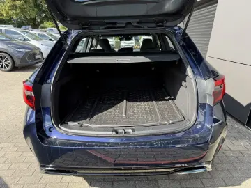 TOYOTA Corolla Touring Sports 2.0 Hybrid Business Editi
