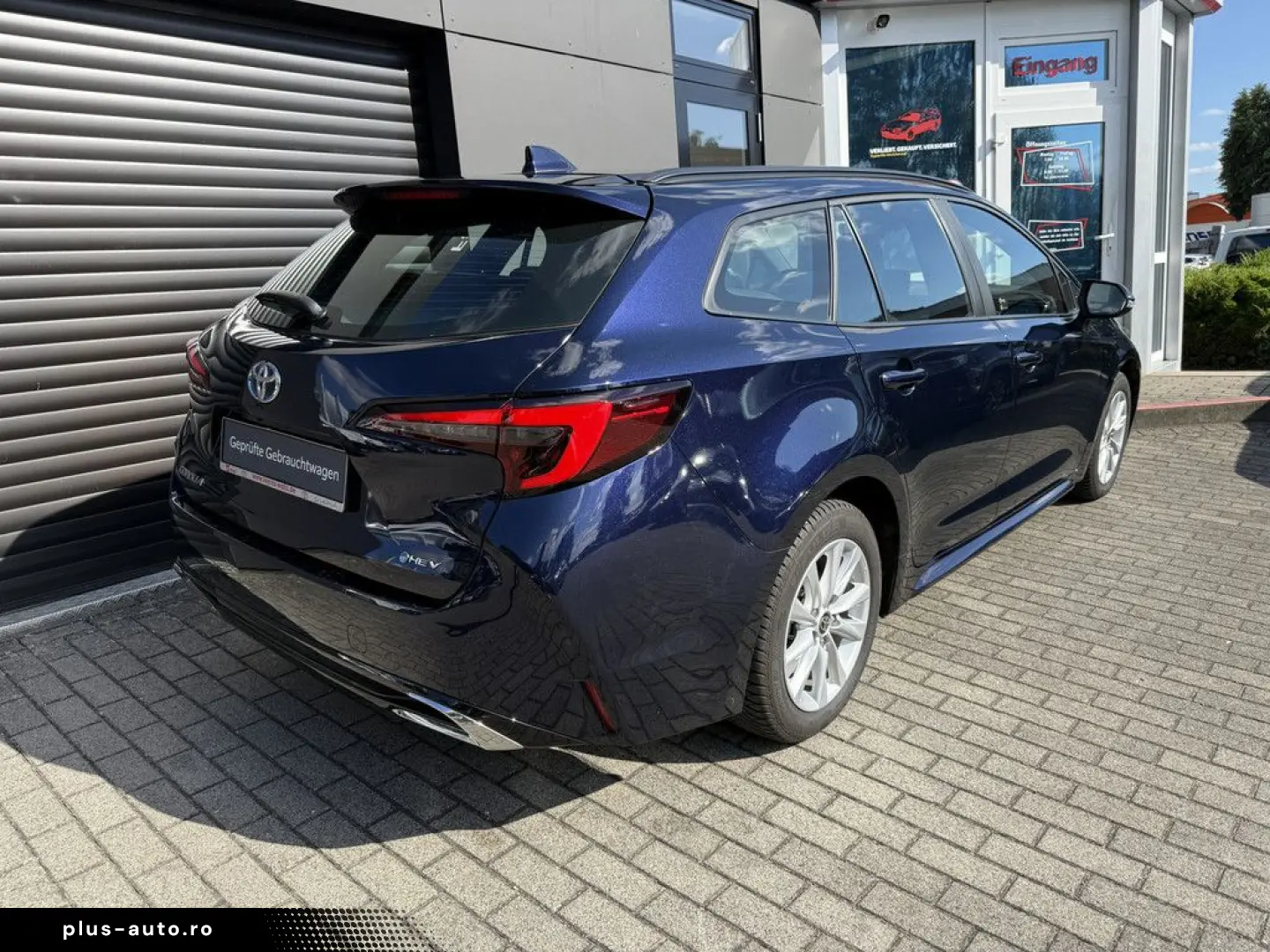 TOYOTA Corolla Touring Sports 2.0 Hybrid Business Editi