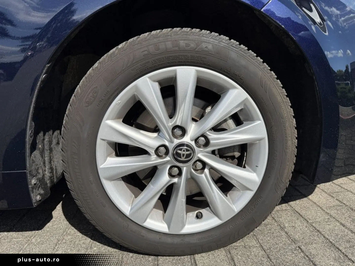 TOYOTA Corolla Touring Sports 2.0 Hybrid Business Editi