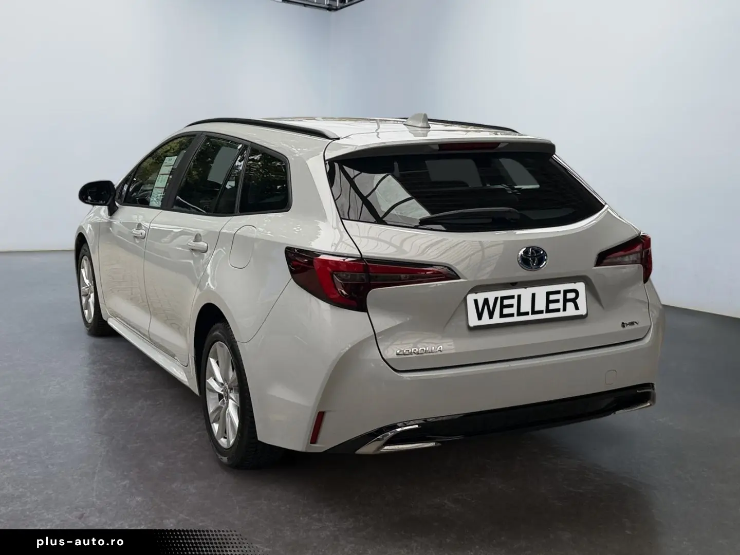 TOYOTA Corolla TS 1.8 Hybrid Business   LED ACC RCam