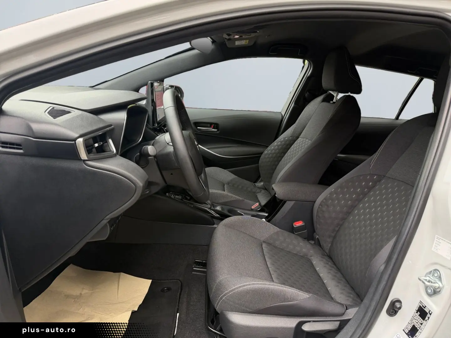 TOYOTA Corolla TS 1.8 Hybrid Business   LED ACC RCam