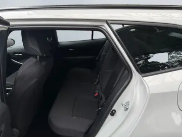 TOYOTA Corolla TS 1.8 Hybrid Business   LED ACC RCam