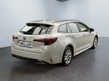 TOYOTA Corolla TS 1.8 Hybrid Business   LED ACC RCam