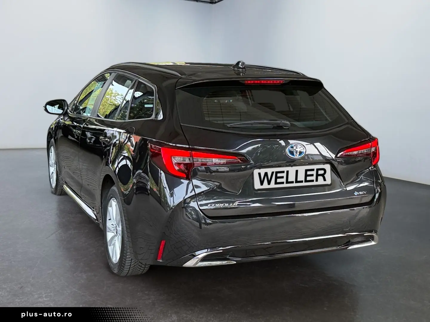 TOYOTA Corolla TS 1.8 Hybrid Business   LED ACC RCam