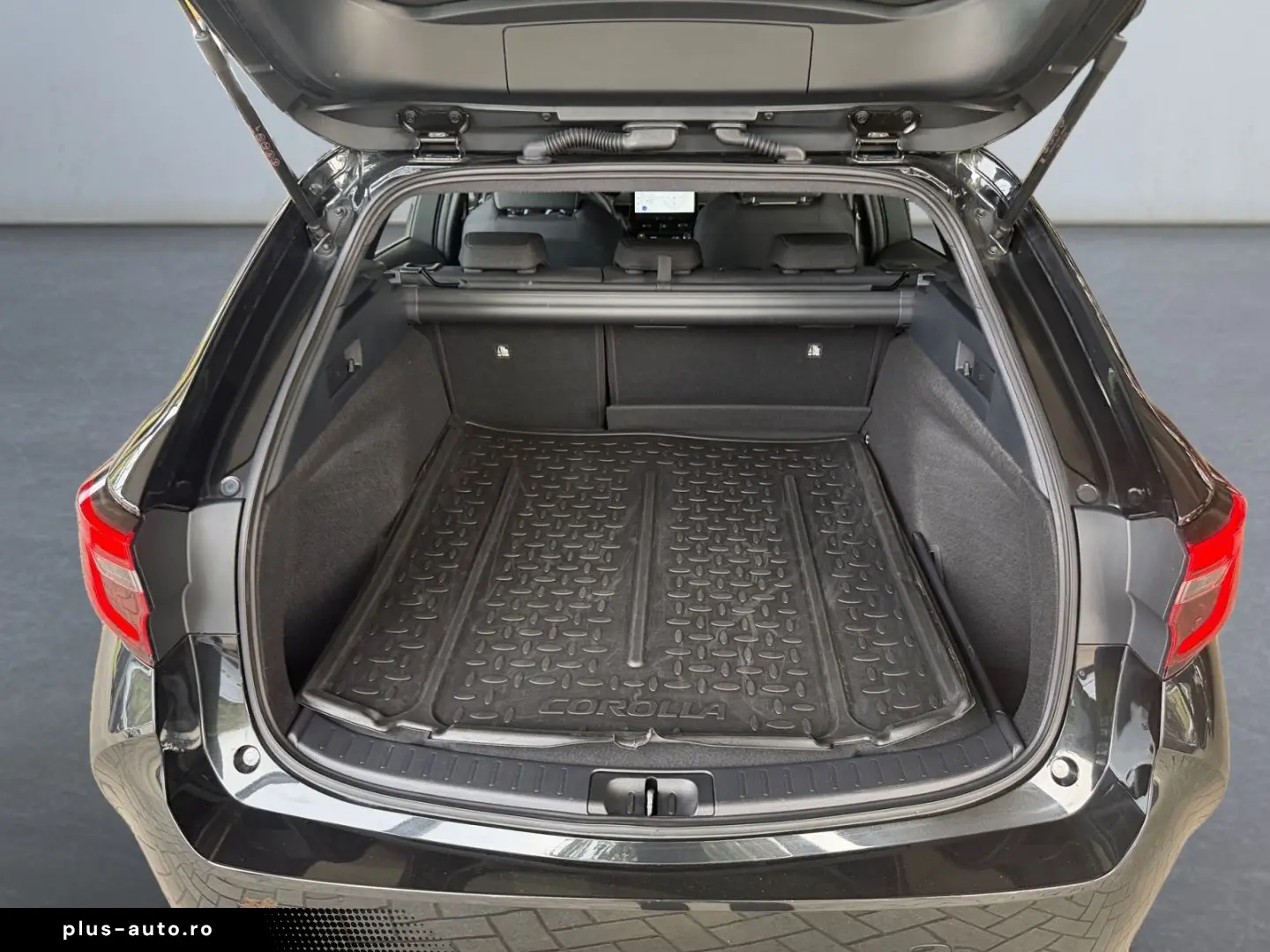TOYOTA Corolla TS 1.8 Hybrid Business   LED ACC RCam