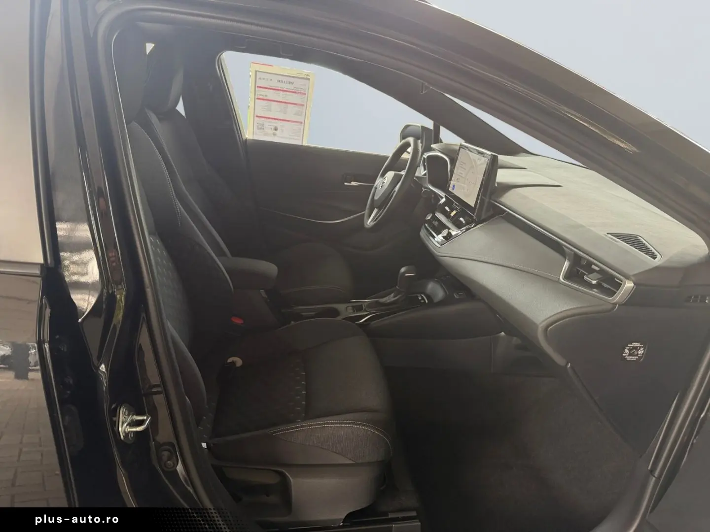 TOYOTA Corolla TS 1.8 Hybrid Business   LED ACC RCam