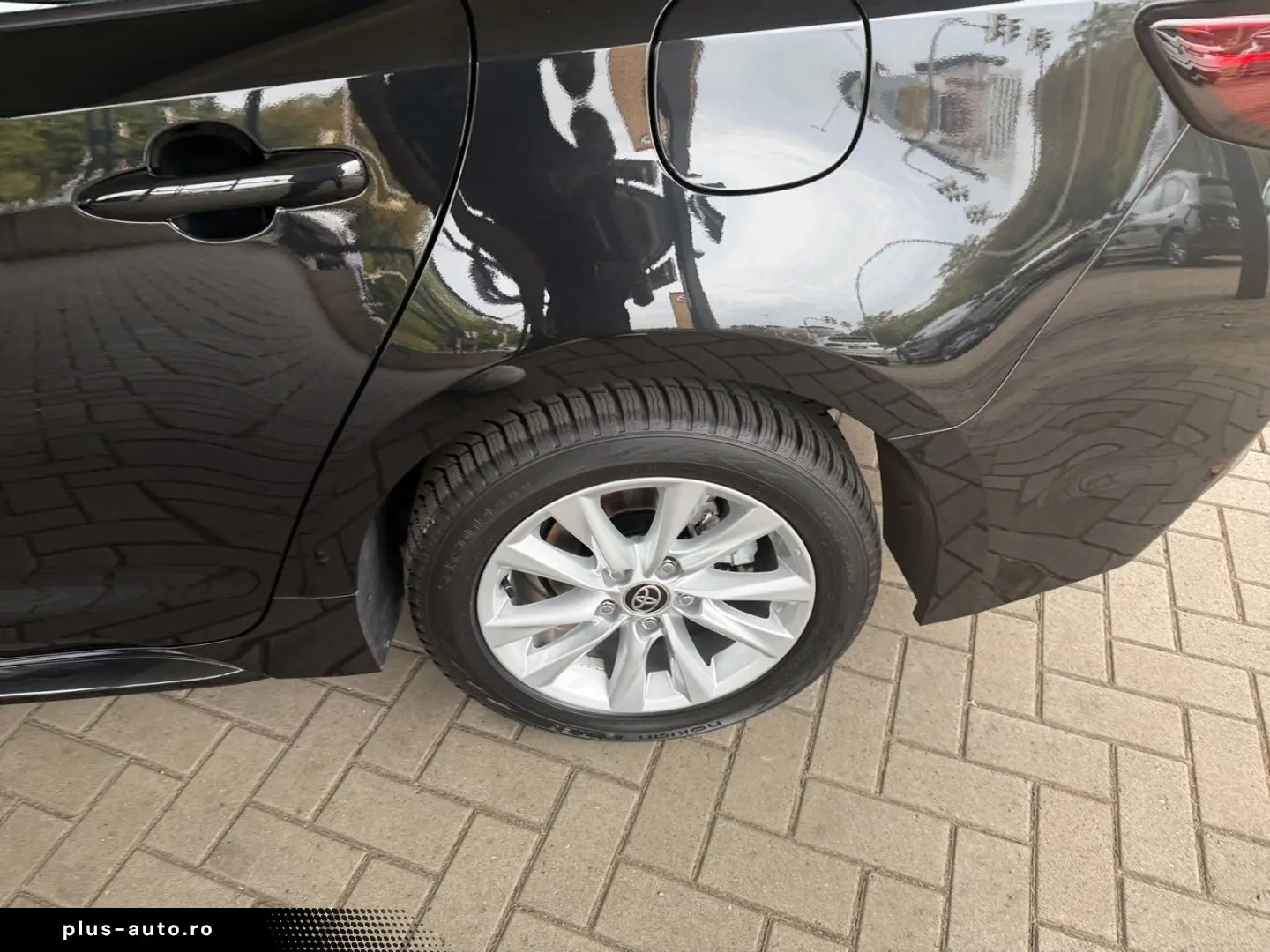 TOYOTA Corolla TS 1.8 Hybrid Business   LED ACC RCam