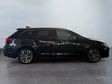 TOYOTA Corolla 1.8 TS Hybrid Team D  Technik-Paket SHZ