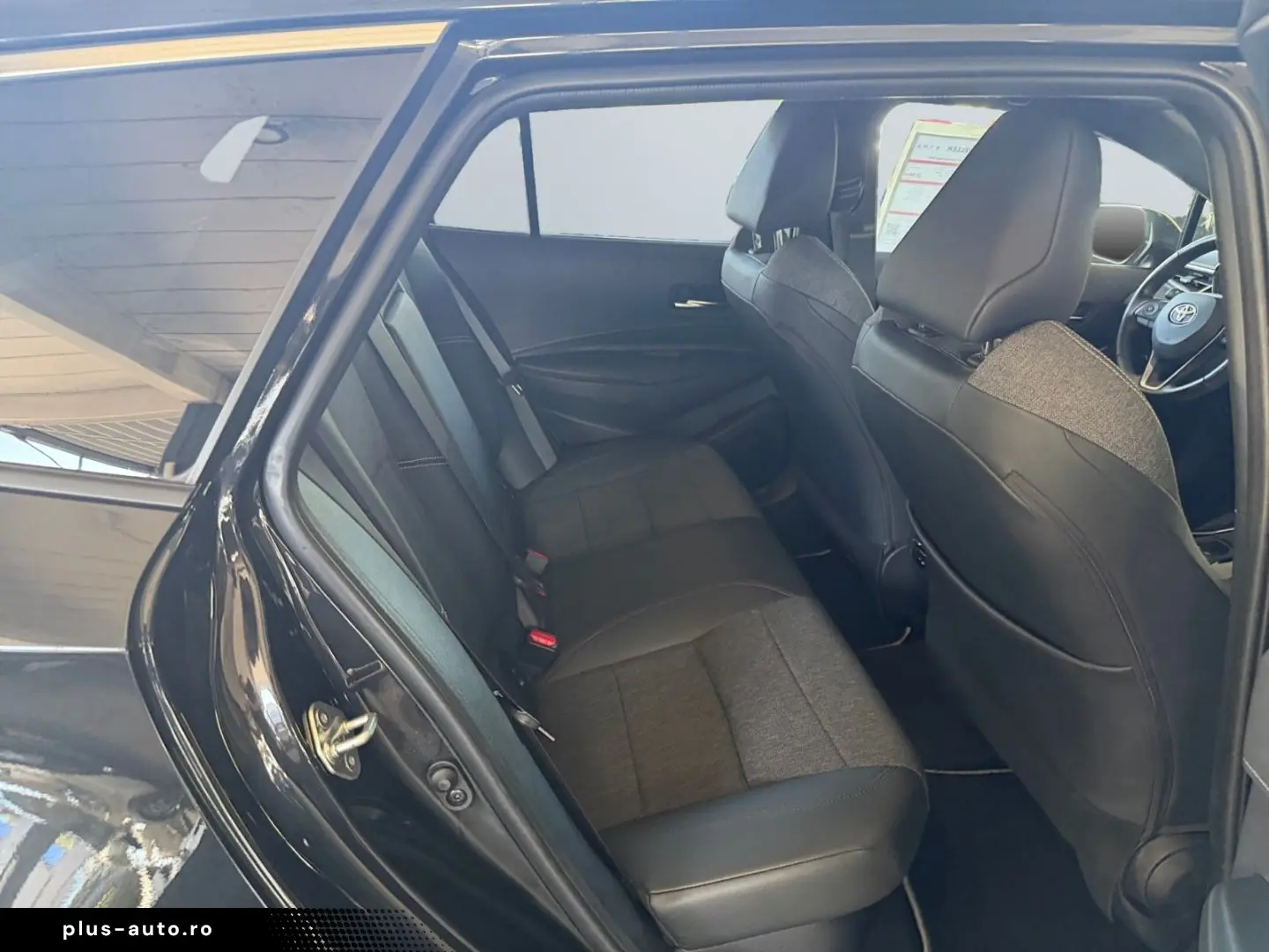 TOYOTA Corolla 1.8 TS Hybrid Team D  Technik-Paket SHZ