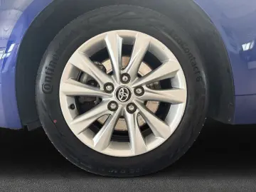 TOYOTA Corolla 2.0 Hybrid Touring Sports Business Editi