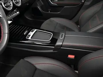 Mercedes-Benz CLA 250 e Coupé AMG Sport Premium NIGHT