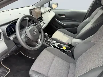 TOYOTA Corolla 1.8 TS Hybrid Teamplayer  LED SHZ CAM PD