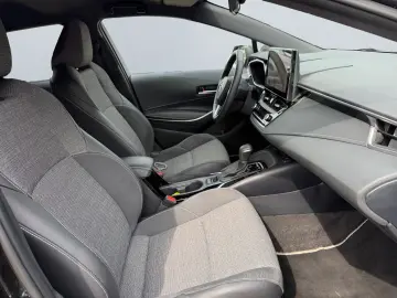 TOYOTA Corolla 1.8 TS Hybrid Teamplayer  LED SHZ CAM PD