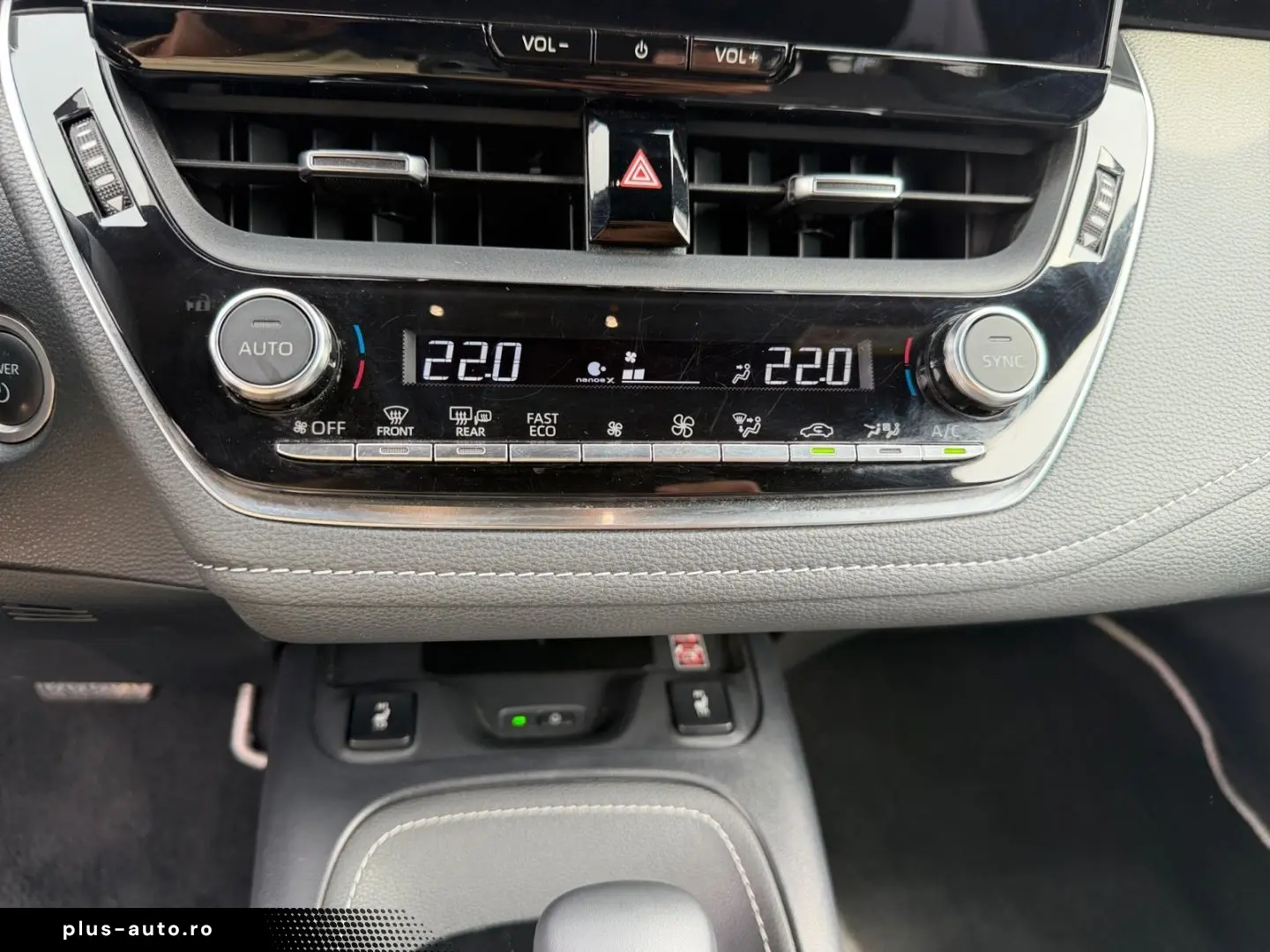 TOYOTA Corolla 1.8 TS Hybrid Teamplayer  LED SHZ CAM PD