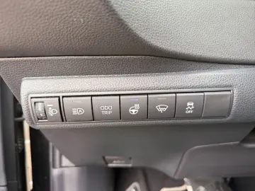 TOYOTA Corolla 1.8 TS Hybrid Teamplayer  LED SHZ CAM PD
