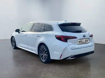 TOYOTA Corolla 2.0 TS Hybrid Team D  LED SHZ CAM ACC PD
