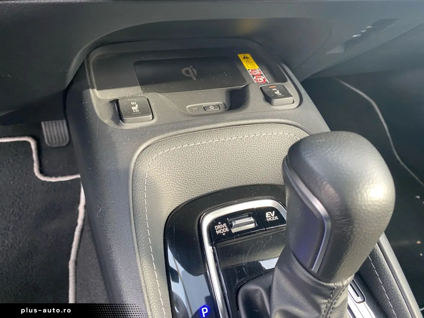 TOYOTA Corolla 2.0 TS Hybrid Team D  LED SHZ CAM ACC PD