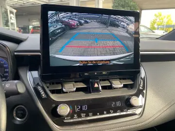 TOYOTA Corolla 2.0 TS Hybrid Team D  LED SHZ CAM ACC PD