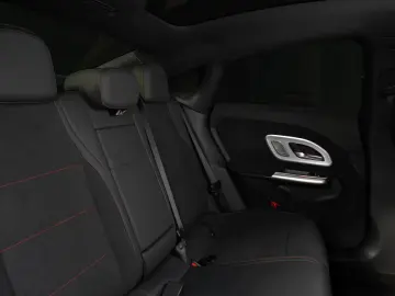 Mercedes-Benz CLA 200 4MATIC AMG
