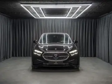 Mercedes-Benz E 200  Premium Plus