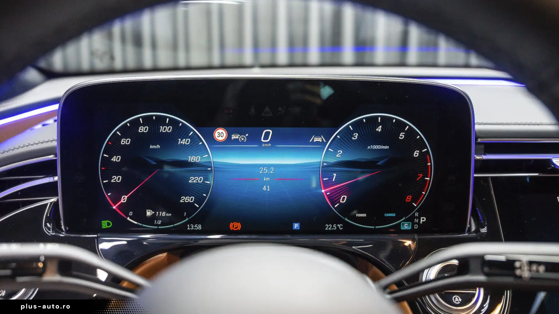 Mercedes-Benz E 200  Premium Plus