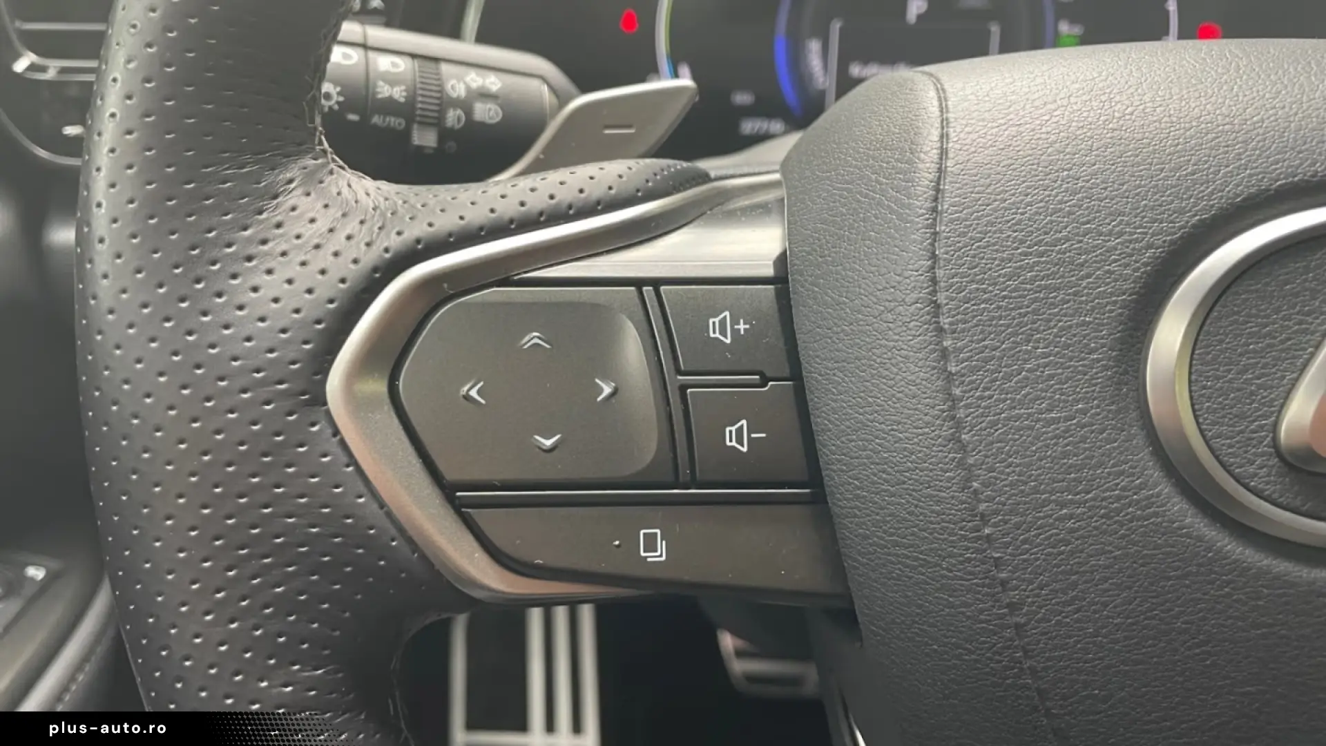 Lexus NX 450h  F Sport  20inch All-wheel-drive Matrix 360