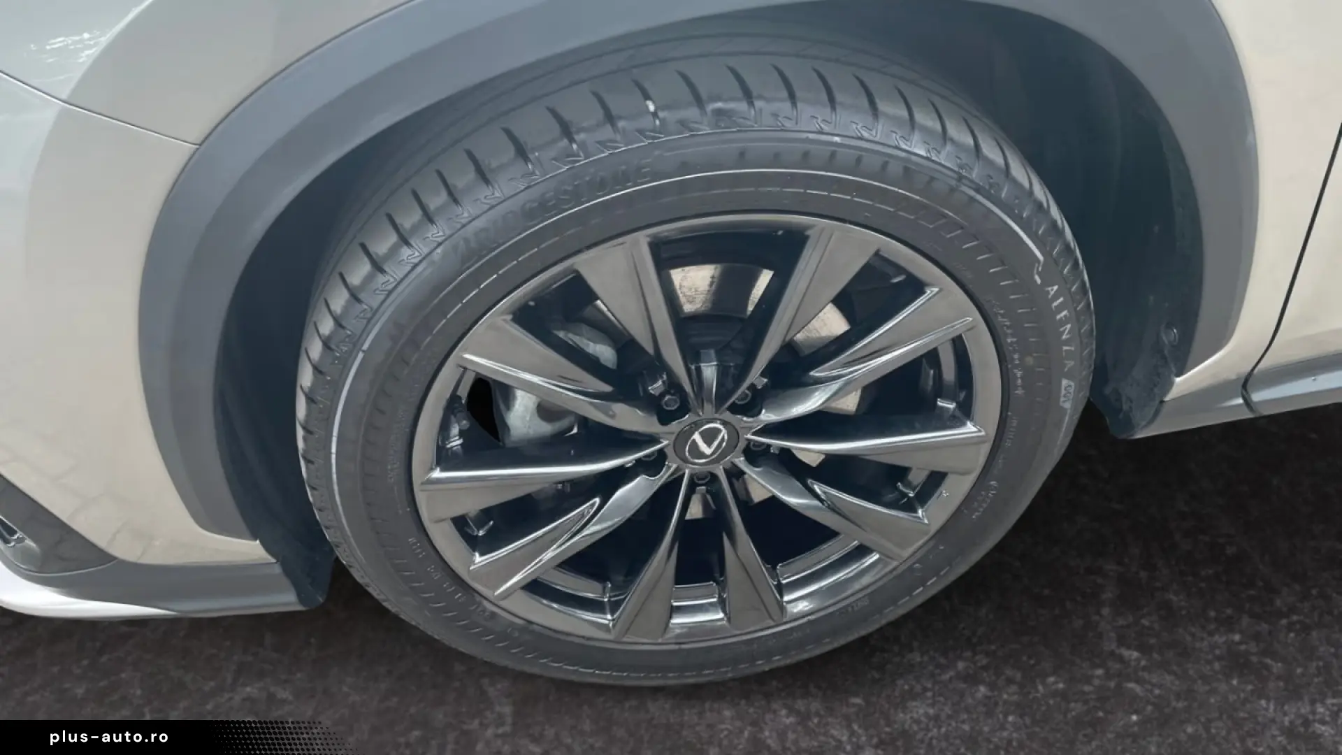 Lexus NX 450h  F Sport  20inch All-wheel-drive Matrix 360