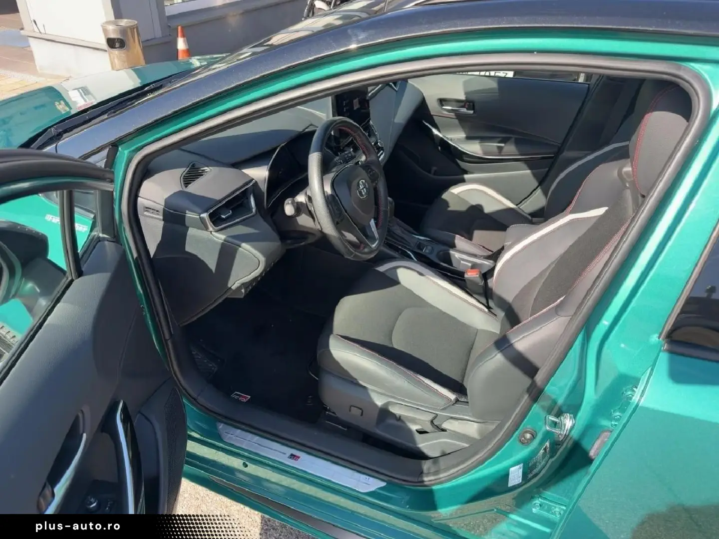 TOYOTA Corolla TS 2 0 196 PS Hybrid GR Sport inkl. AHK
