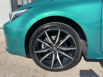 TOYOTA Corolla TS 2 0 196 PS Hybrid GR Sport inkl. AHK
