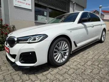 BMW 530i Luxury Line  LASER