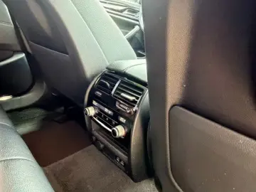 BMW 530i Luxury Line  LASER
