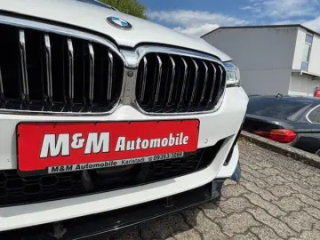 BMW 530i Luxury Line  LASER