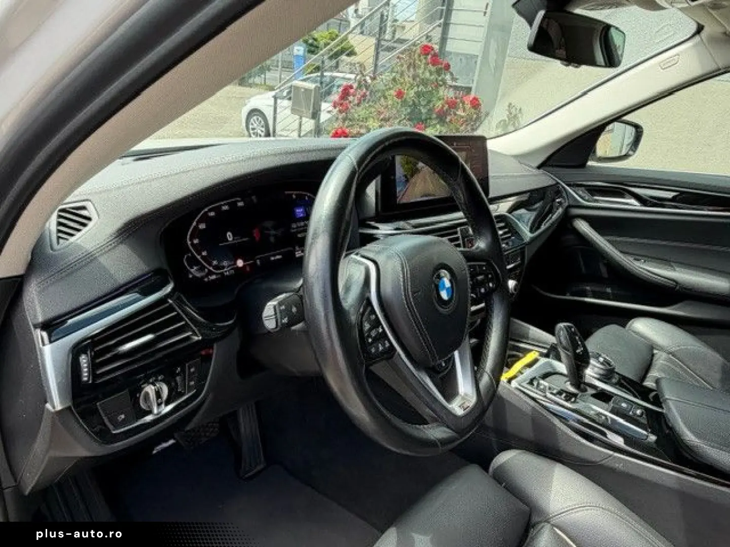 BMW 530i Luxury Line  LASER