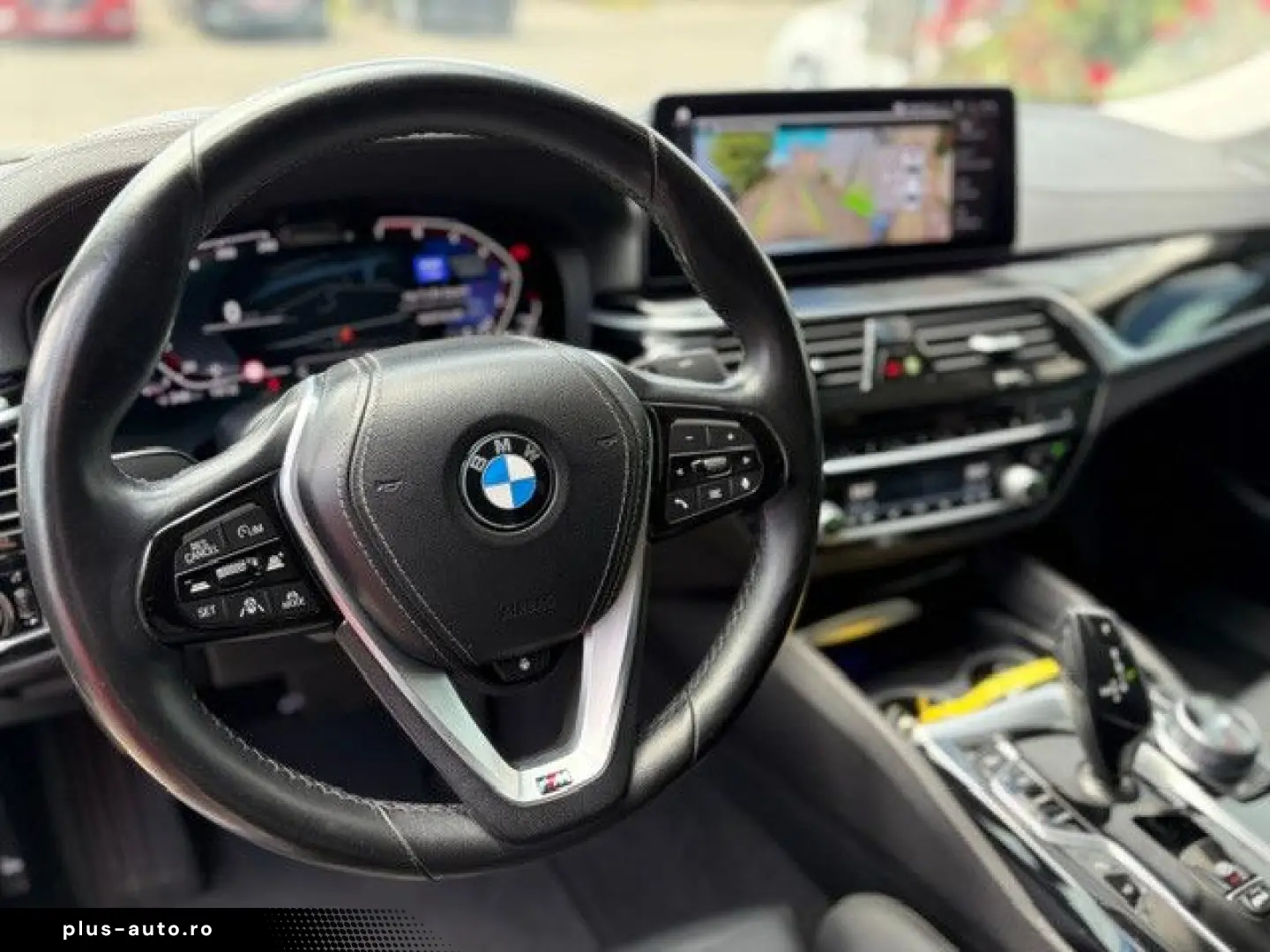 BMW 530i Luxury Line  LASER