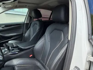 BMW 530i Luxury Line  LASER