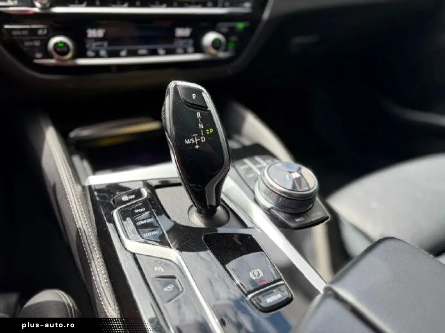 BMW 530i Luxury Line  LASER