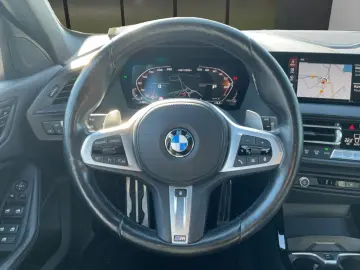 BMW M135i xDrive LED NAVI MEMORY KEYLESS LEDER 18