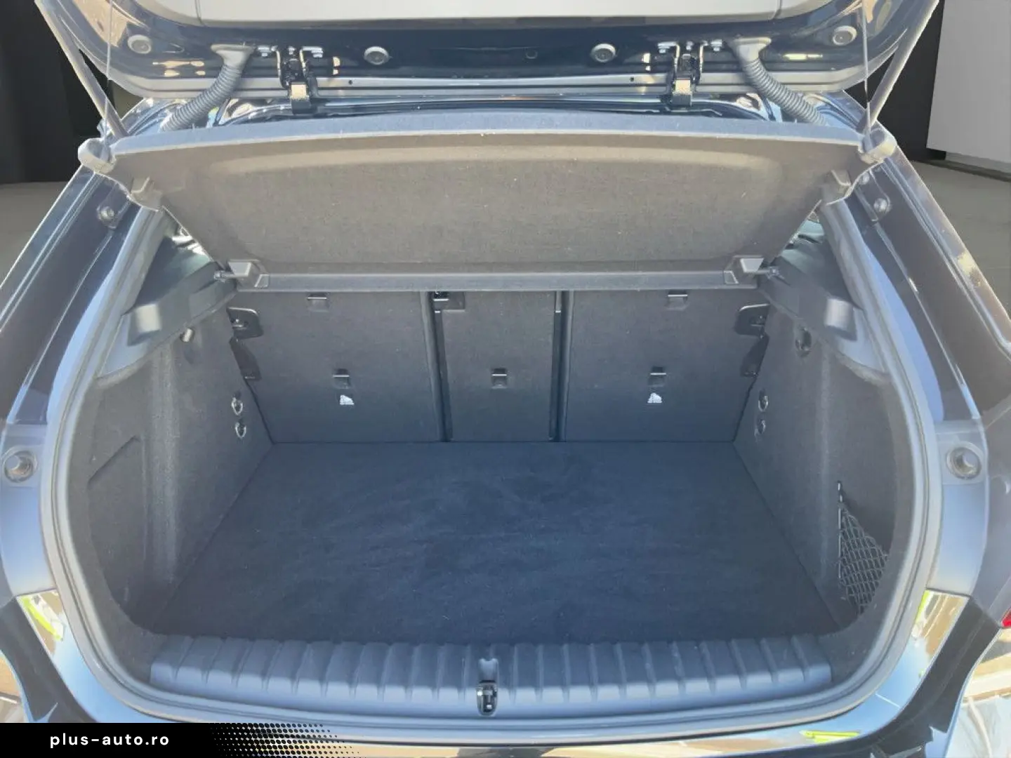 BMW M135i xDrive LED NAVI MEMORY KEYLESS LEDER 18