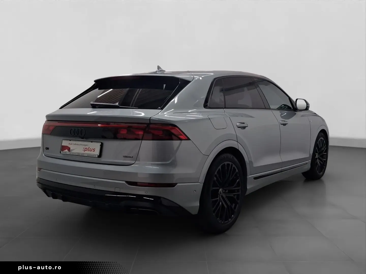 AUDI Q8 TFSI Q 2x S LINE