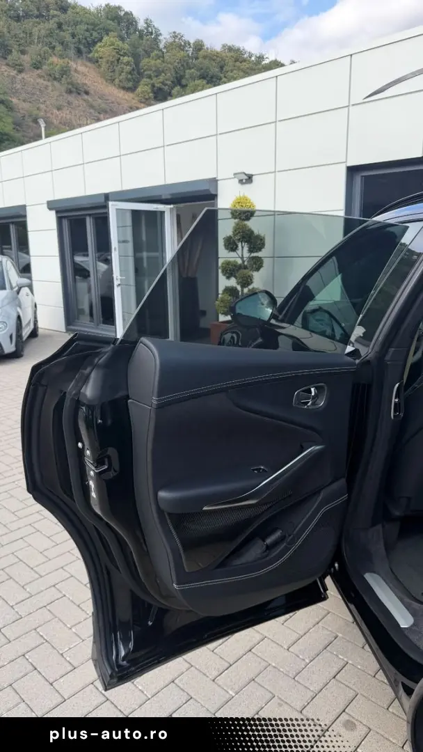 ASTON MARTIN DBX 707 4.0 V8 Pano SportAGA