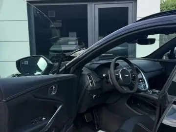 ASTON MARTIN DBX 707 4.0 V8 Pano SportAGA