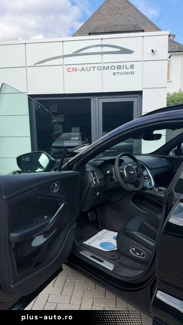 ASTON MARTIN DBX 707 4.0 V8 Pano SportAGA